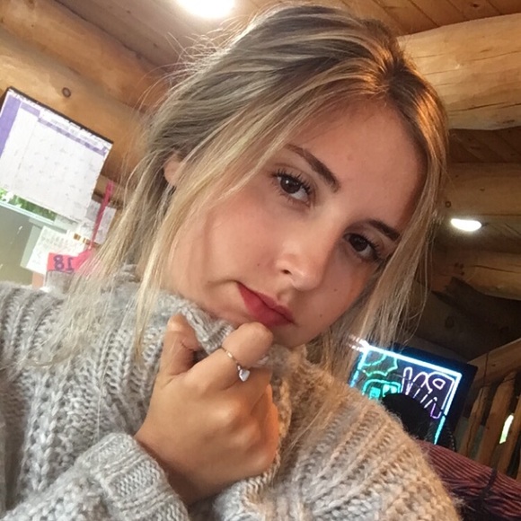 Meet your Posher, Shannon - Picture 1 of 1